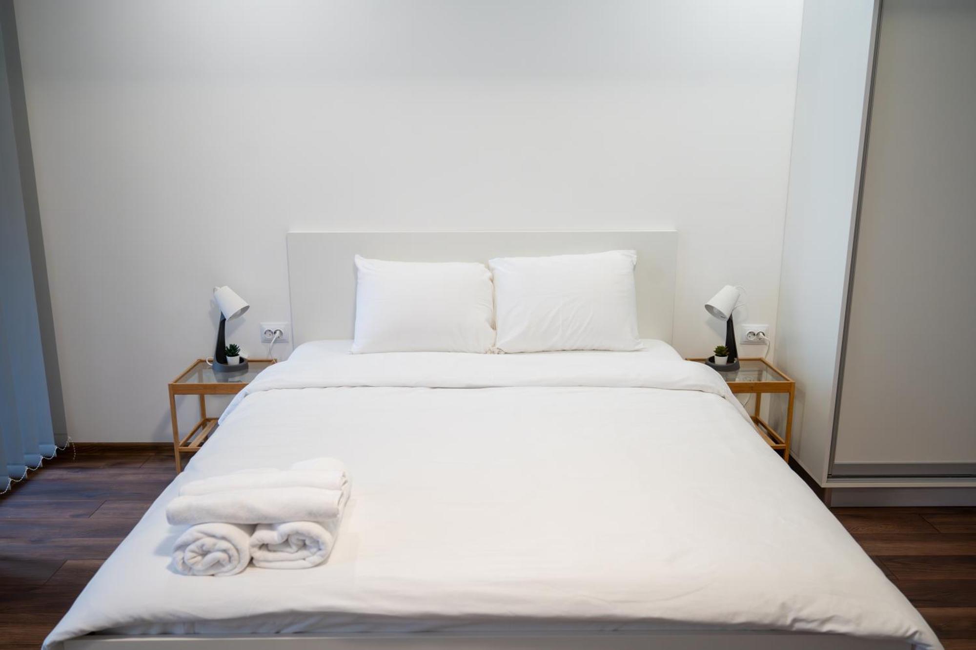 Bright Studio In The City Center София Экстерьер фото