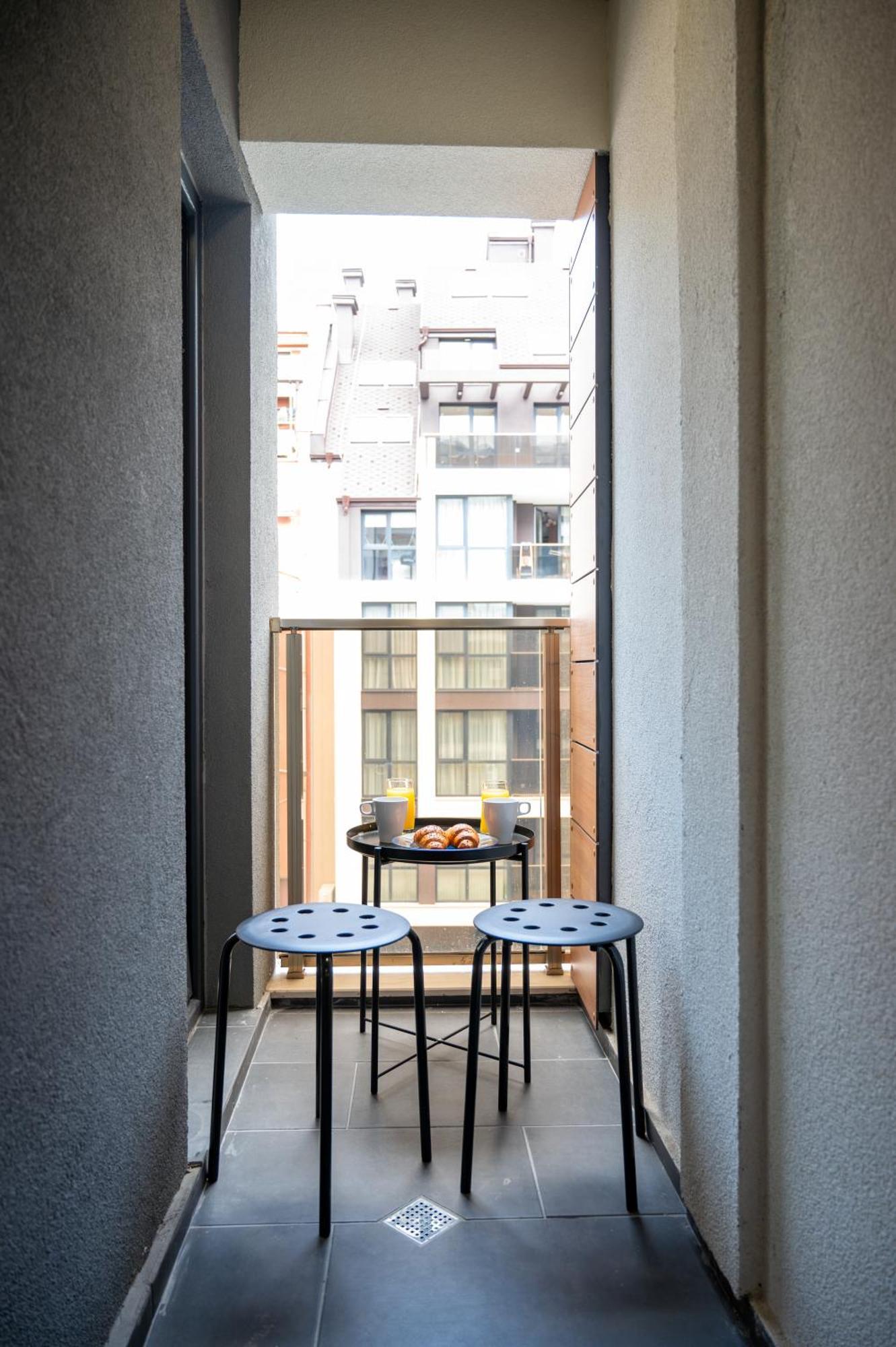 Bright Studio In The City Center София Экстерьер фото